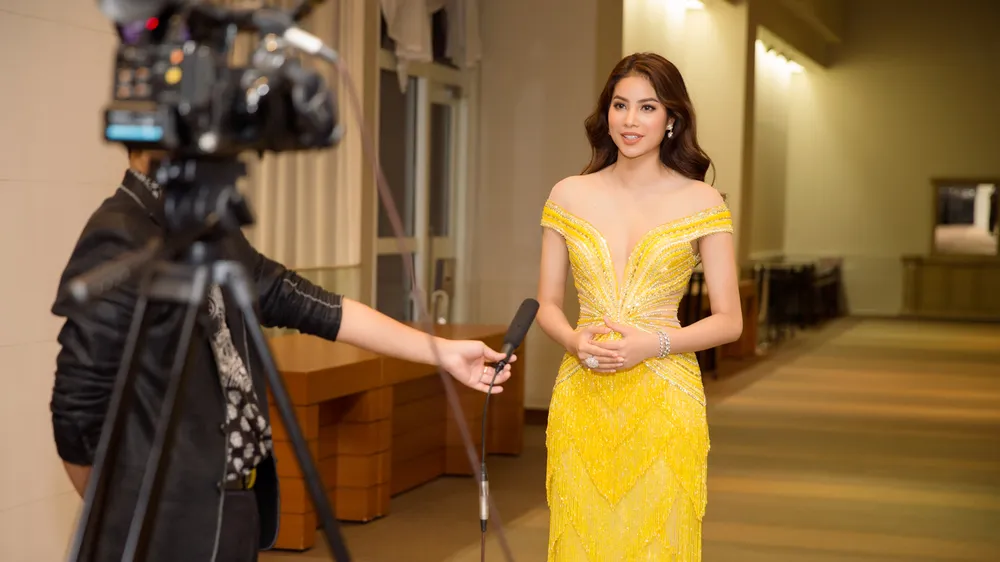 Hoa hậu Phạm Hương làm Đại sứ Nhật ngữ ảnh 2