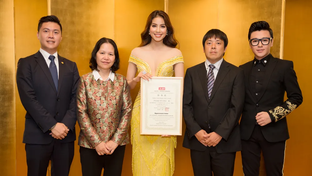 Hoa hậu Phạm Hương làm Đại sứ Nhật ngữ ảnh 1