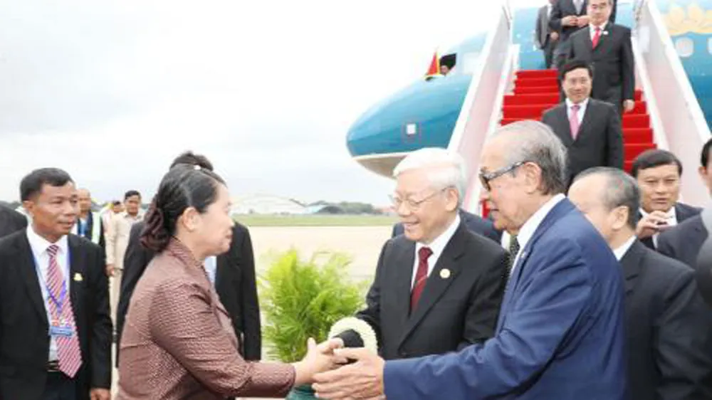 Tổng Bí thư Nguyễn Phú Trọng và đoàn đại biểu cấp cao Việt Nam bắt đầu thăm chính thức Campuchia ảnh 2 Tổng Bí thư Nguyễn Phú Trọng và đoàn đại biểu cấp cao Việt Nam bắt đầu thăm chính thức Campuchia ảnh 2