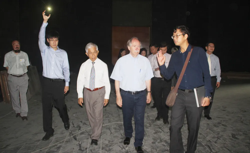 Giáo sư Gerardus ’t Hooft đặt tên đường khoa học đầu tiên tại Việt Nam ảnh 4