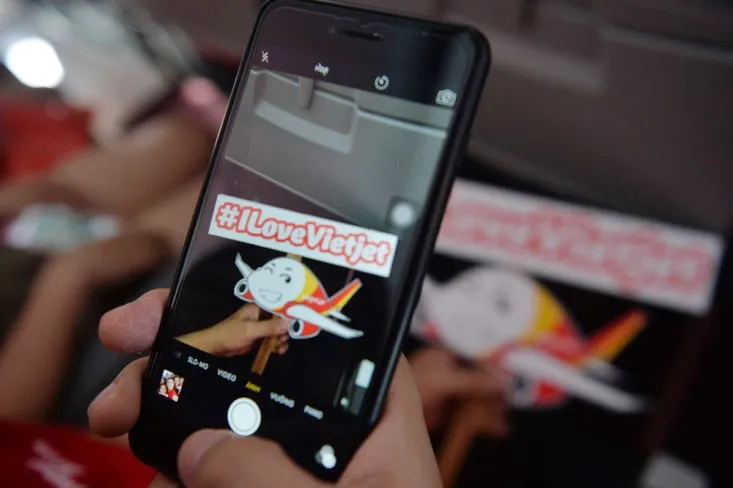 Mừng tết độc lập, khách Vietjet được nhận quà và cùng hát acapella ảnh 13 Mừng tết độc lập, khách Vietjet được nhận quà và cùng hát acapella ảnh 13