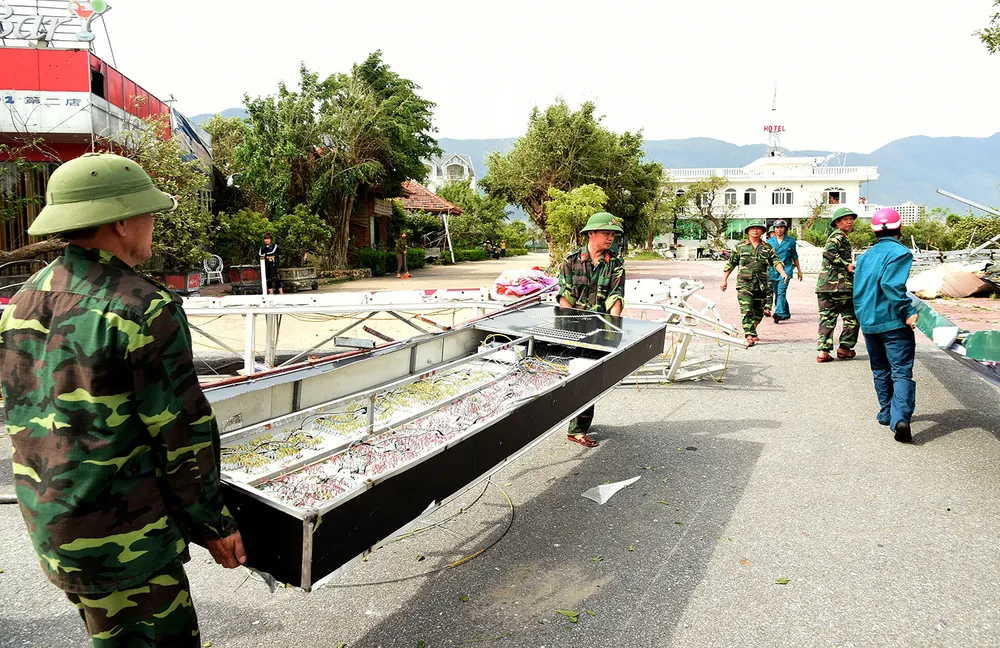 Thủ tướng: “Không để còn cảnh tiêu điều” những nơi bão đi qua ảnh 8