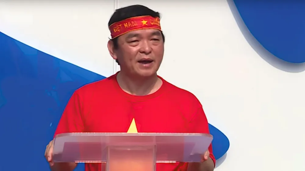 “Một trái tim nóng vô cùng – một cái đầu lạnh lùng bước ra sân…” ảnh 1