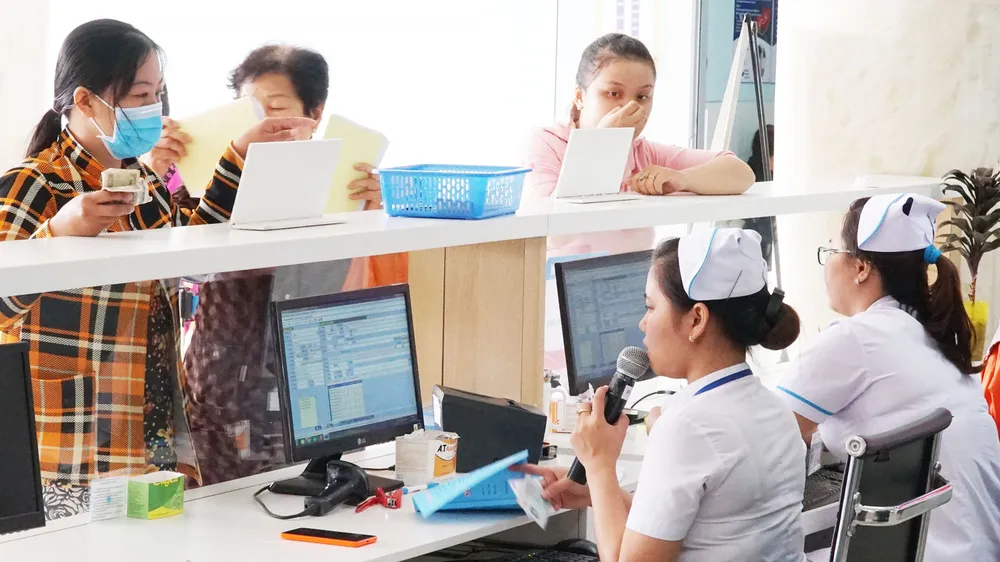 Siết quy định khám chữa bệnh bằng bảo hiểm y tế ảnh 1 Siết quy định khám chữa bệnh bằng bảo hiểm y tế ảnh 1