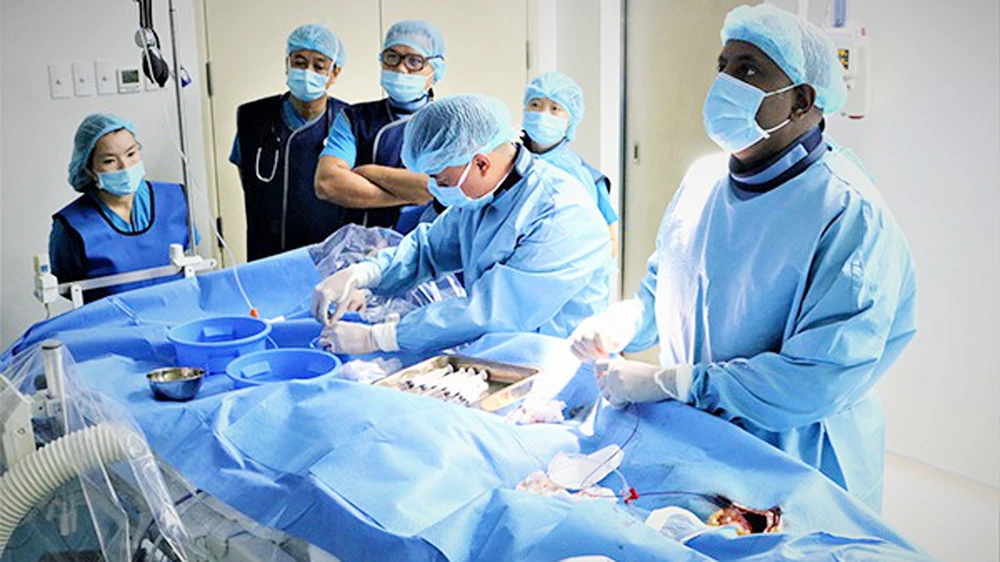 Can thiệp thành công dị dạng mạch máu hiếm gặp ở bệnh nhi
