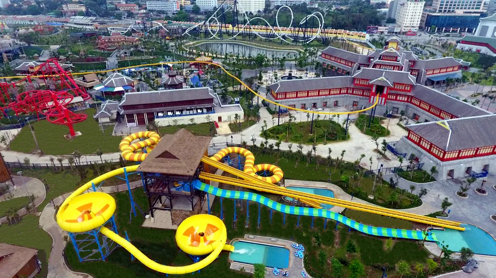 Giải trí trên núi, quậy tung với nước, về Hạ Long là có cả mùa hè ảnh 8