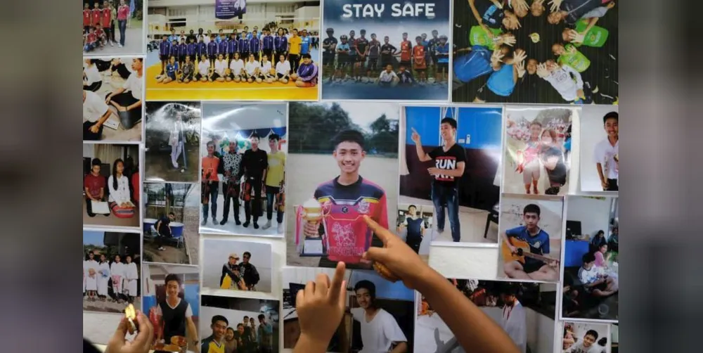 4 thành viên đội bóng được đưa ra khỏi hang, chiến dịch giải cứu tiếp tục vào sáng 9-7 ảnh 9