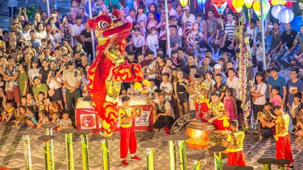 Mãn nhãn những màn trình diễn lân sư rồng tại Sun World Danang Wonders ảnh 3 Mãn nhãn những màn trình diễn lân sư rồng tại Sun World Danang Wonders ảnh 3