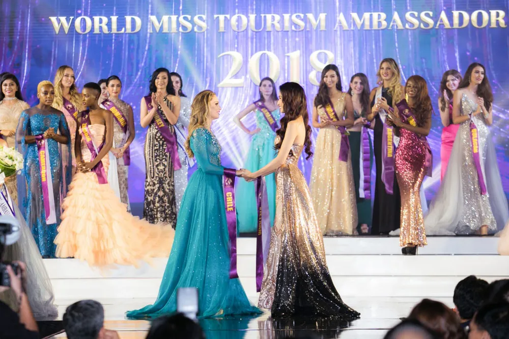 Phan Thị Mơ đăng quang Hoa hậu Đại sứ Du lịch Thế giới 2018 ảnh 1