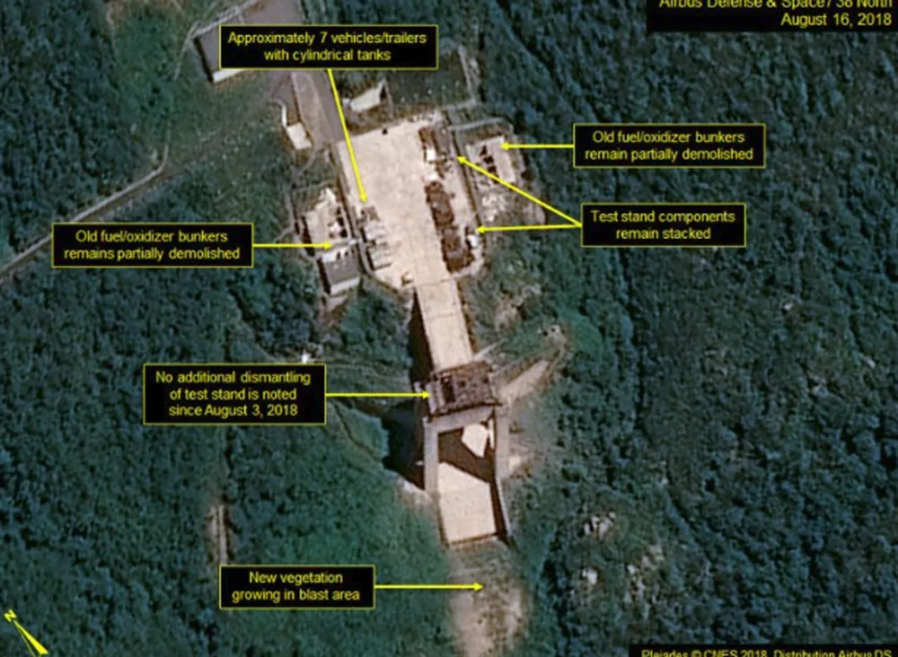 38 North: Triều Tiên “dường như” đã dừng tháo dỡ bãi thử nghiệm động cơ tên lửa Sohae ảnh 2