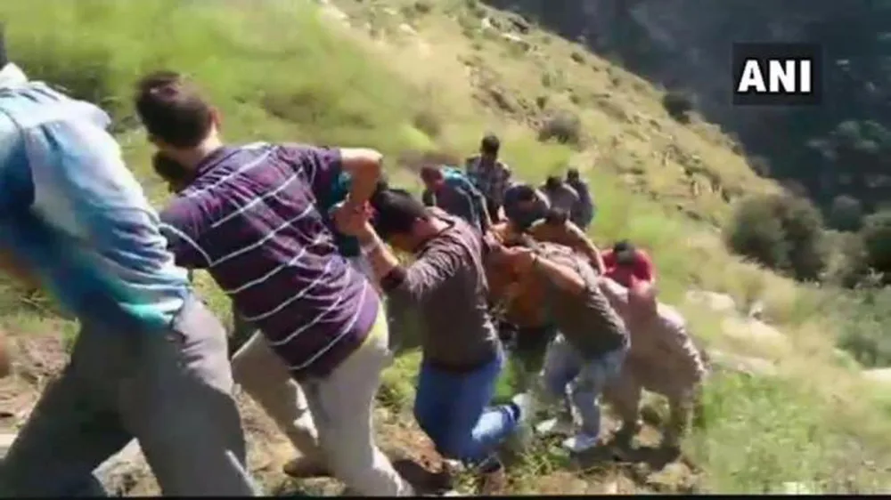 Tai nạn giao thông thảm khốc tại Ấn Độ, ít nhất 13 người thiệt mạng và 13 người bị thương ảnh 1