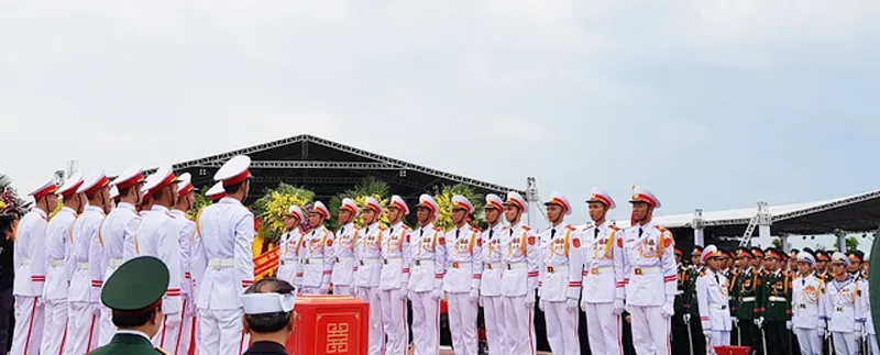 Lễ an táng Chủ tịch nước Trần Đại Quang tại quê nhà  ảnh 6 Lễ an táng Chủ tịch nước Trần Đại Quang tại quê nhà  ảnh 6