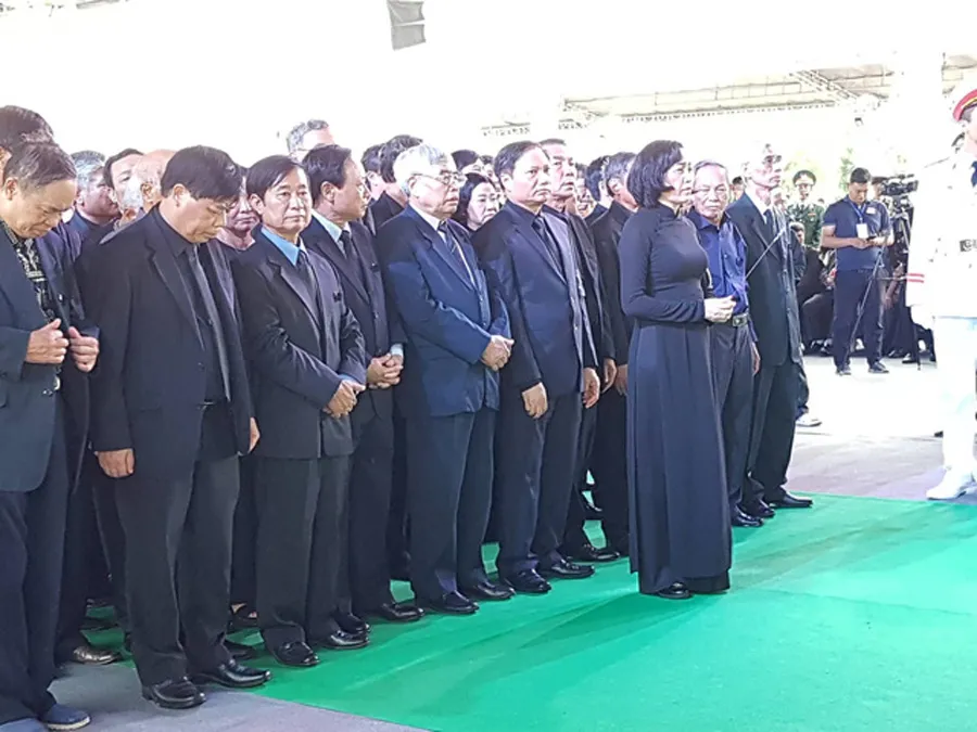 Lễ an táng Chủ tịch nước Trần Đại Quang tại quê nhà  ảnh 19 Lễ an táng Chủ tịch nước Trần Đại Quang tại quê nhà  ảnh 19