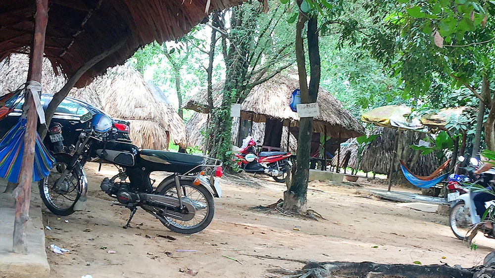 Cà phê chòi kinh doanh thiếu lành mạnh, hoạt động ngay trong khuôn viên Học viện Thanh thiếu niên Việt Nam Phân viện miền Nam