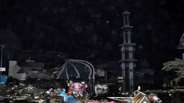 Số người thiệt mạng do động đất và sóng thần tại Indonesia đã lên tới 384 người ảnh 19