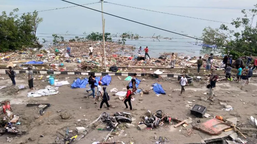 Số người thiệt mạng do động đất và sóng thần tại Indonesia đã lên tới 384 người ảnh 11