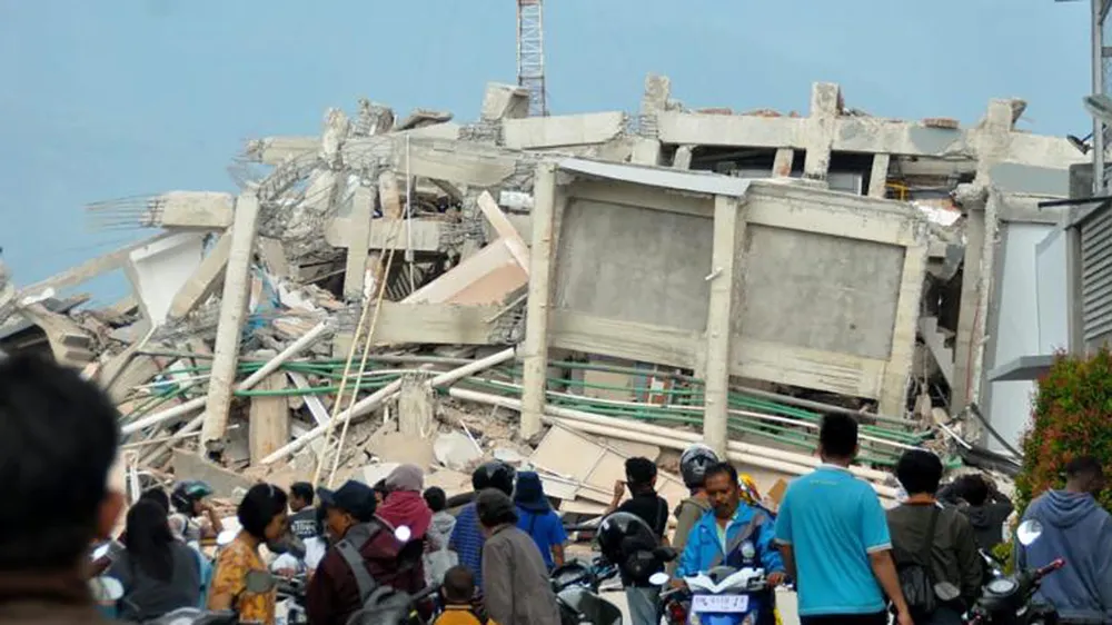 Số người chết vì động đất, sóng thần Indonesia tăng lên hơn 1.200 người ảnh 14