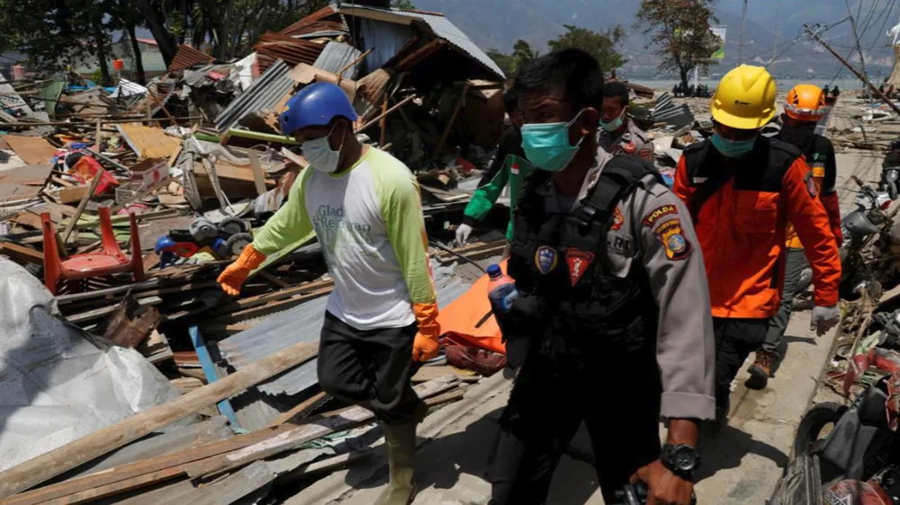 Số người thiệt mạng động đất, sóng thần tại Indonesia lên đến 1.234 người ảnh 3