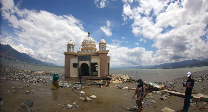 Số người thiệt mạng trong thảm họa kép tại Indonesia đã lên đến 1.944 người ảnh 11