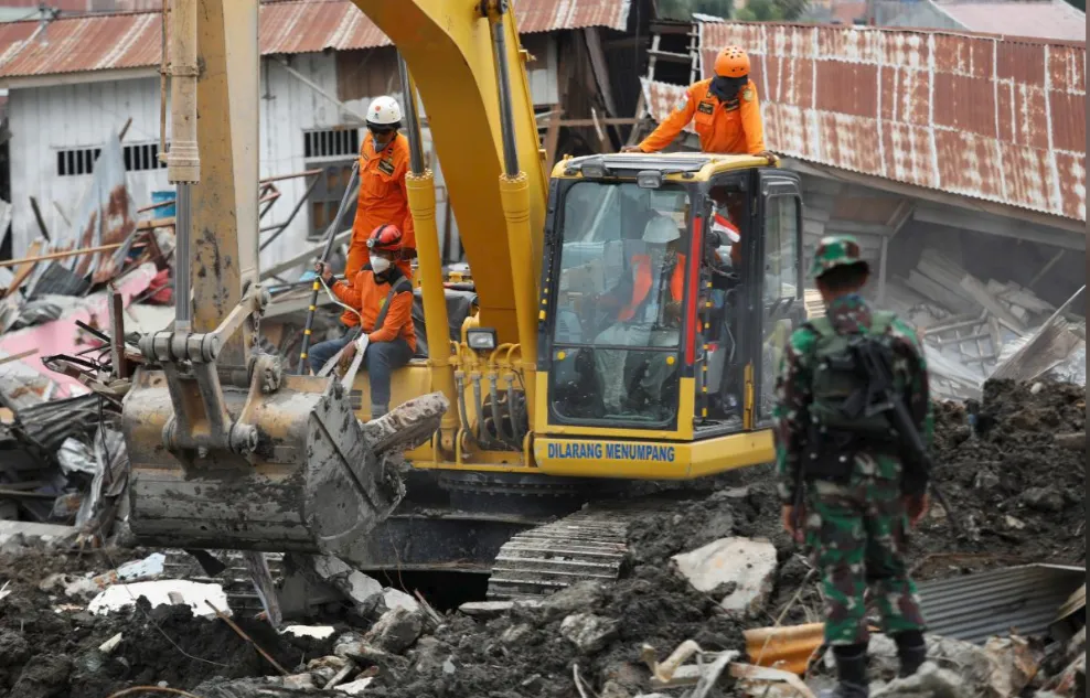 Ngày cuối cùng tìm kiếm nạn nhân vụ động đất, sóng thần tại Indonesia ảnh 9 Ngày cuối cùng tìm kiếm nạn nhân vụ động đất, sóng thần tại Indonesia ảnh 9