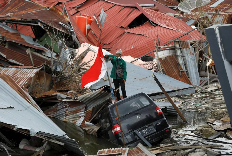 Ngày cuối cùng tìm kiếm nạn nhân vụ động đất, sóng thần tại Indonesia ảnh 11 Ngày cuối cùng tìm kiếm nạn nhân vụ động đất, sóng thần tại Indonesia ảnh 11