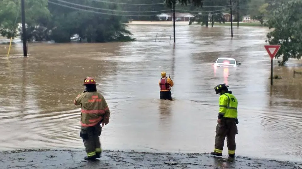 17 người chết, một căn cứ quân sự bị san bằng, cả thị trấn bị xóa sổ do siêu bão Michael ảnh 18 17 người chết, một căn cứ quân sự bị san bằng, cả thị trấn bị xóa sổ do siêu bão Michael ảnh 18