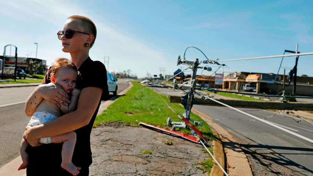 17 người chết, một căn cứ quân sự bị san bằng, cả thị trấn bị xóa sổ do siêu bão Michael ảnh 4 17 người chết, một căn cứ quân sự bị san bằng, cả thị trấn bị xóa sổ do siêu bão Michael ảnh 4