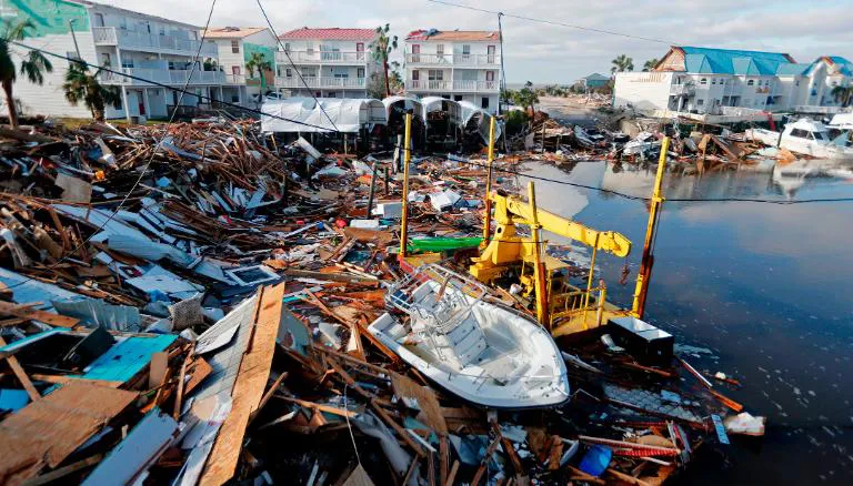 17 người chết, một căn cứ quân sự bị san bằng, cả thị trấn bị xóa sổ do siêu bão Michael ảnh 3 17 người chết, một căn cứ quân sự bị san bằng, cả thị trấn bị xóa sổ do siêu bão Michael ảnh 3