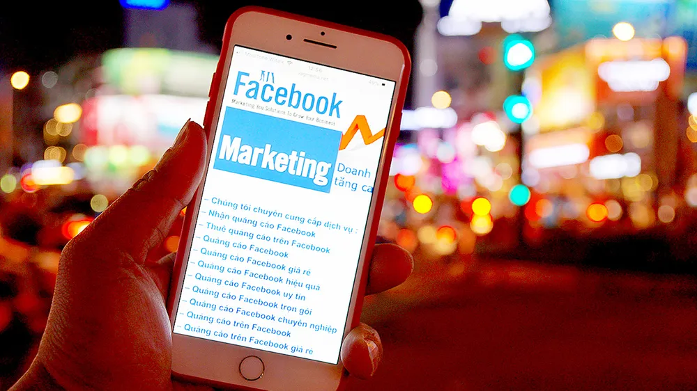 Quảng cáo trên Facebook ở Việt Nam thu lợi lớn nhưng không nộp thuế Ảnh: HOÀNG HÙNG