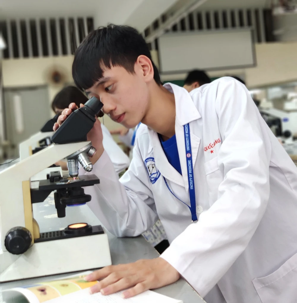 Không chỉ là sự sẻ chia ảnh 1 Không chỉ là sự sẻ chia ảnh 1