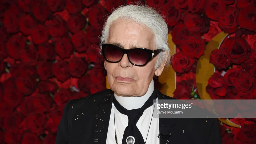 Huyền thoại thời trang Karl Lagerfeld qua đời ở tuổi 85