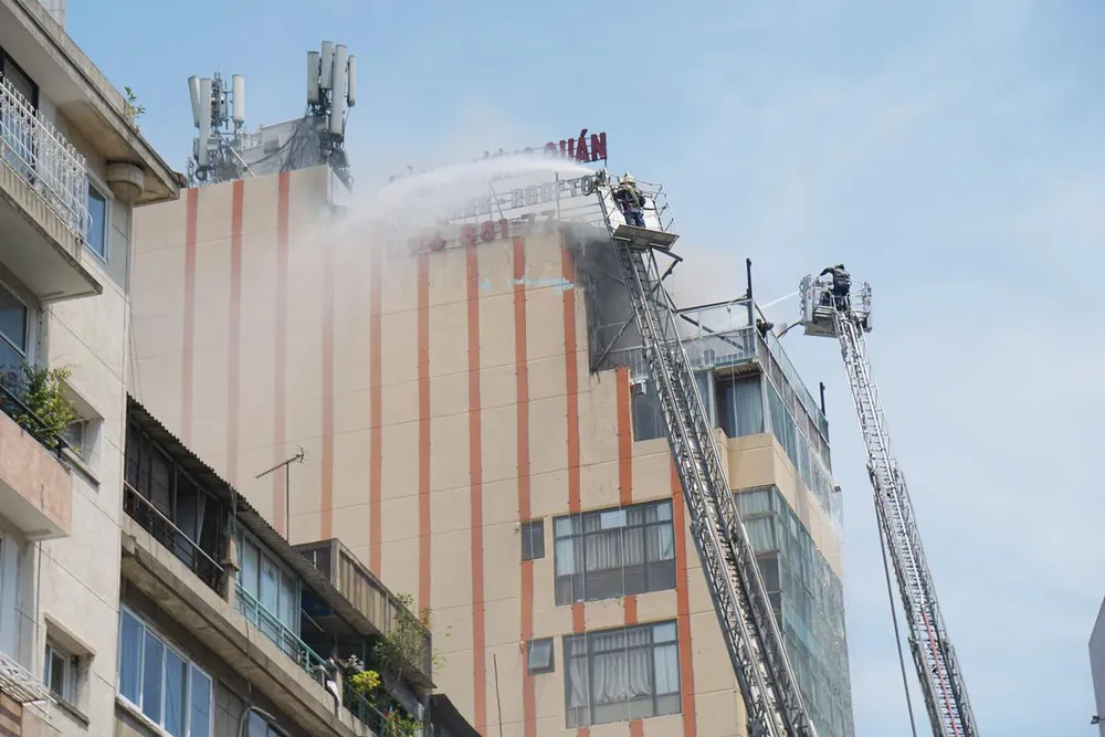  Vụ cháy tại Hàng Dương Quán, quận 1 là do hàn xì ảnh 5