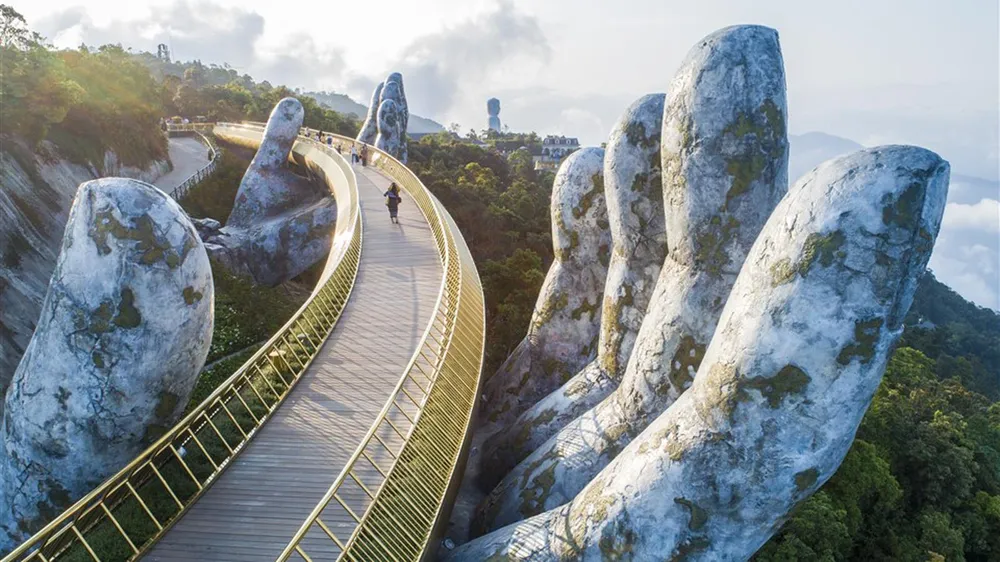 Cầu Vàng đẹp “lịm tim” trong hoàng hôn và bình minh ảnh 6
