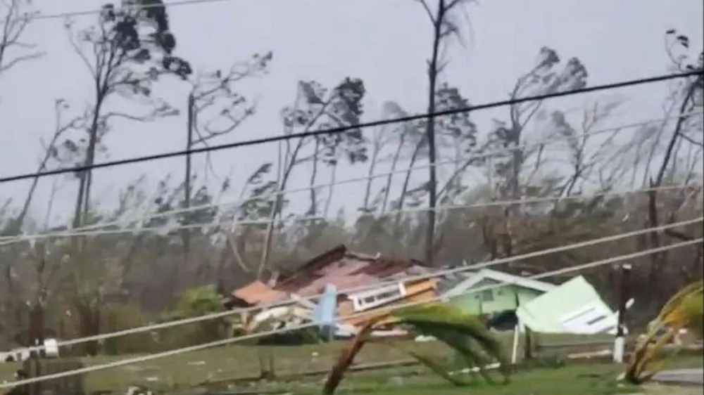 Bão Dorian gây lụt nặng tại đảo quốc Bahamas, nhiều người thương vong ảnh 4