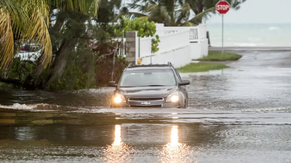 Bão Dorian gây lụt nặng tại đảo quốc Bahamas, nhiều người thương vong ảnh 2