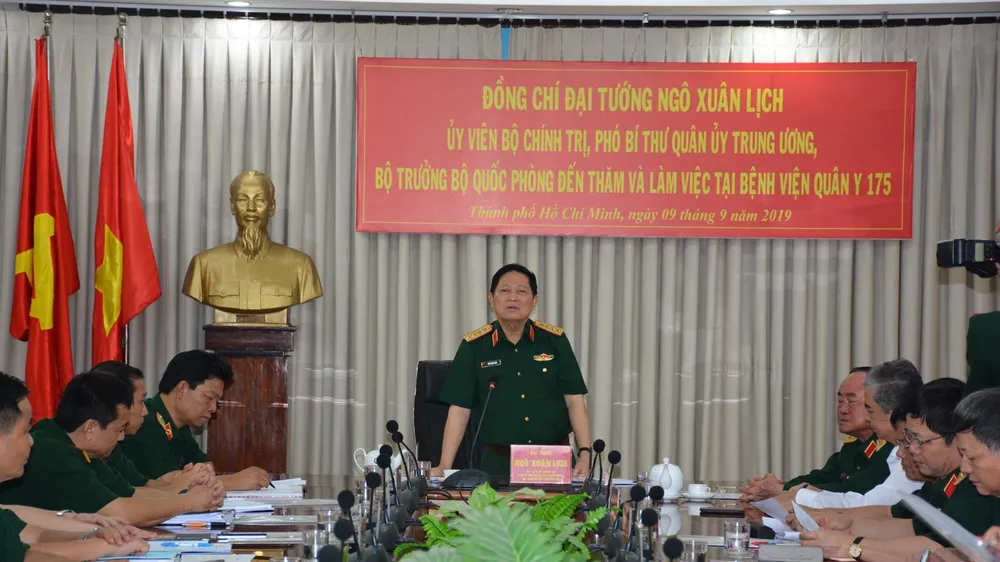 Đoàn công tác Bộ Quốc Phòng thăm Bệnh viện Quân y 175 ảnh 1 Đoàn công tác Bộ Quốc Phòng thăm Bệnh viện Quân y 175 ảnh 1