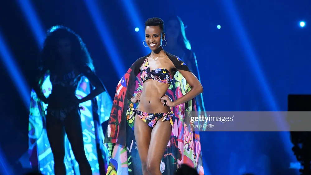 Người đẹp Nam Phi đăng quang Miss Universe 2019, đại diện Việt Nam - Hoàng Thùy dừng chân Top 20 ảnh 15