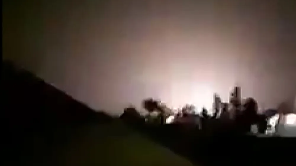 Căng thẳng Mỹ-Iran: Đại giáo chủ Iran tuyên bố Mỹ phải rút quân khỏi Trung Đông ảnh 1