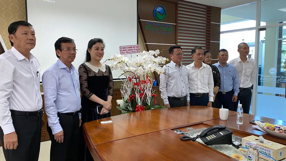 Doanh Nghiệp Nhật gặp gỡ VWS chào bán máy xử lý rác thải ảnh 4