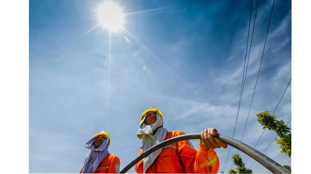 Dịp nghỉ lễ 30-4 và 1-5: Cả nước đều nắng nóng, có nơi 36 độ C ảnh 1