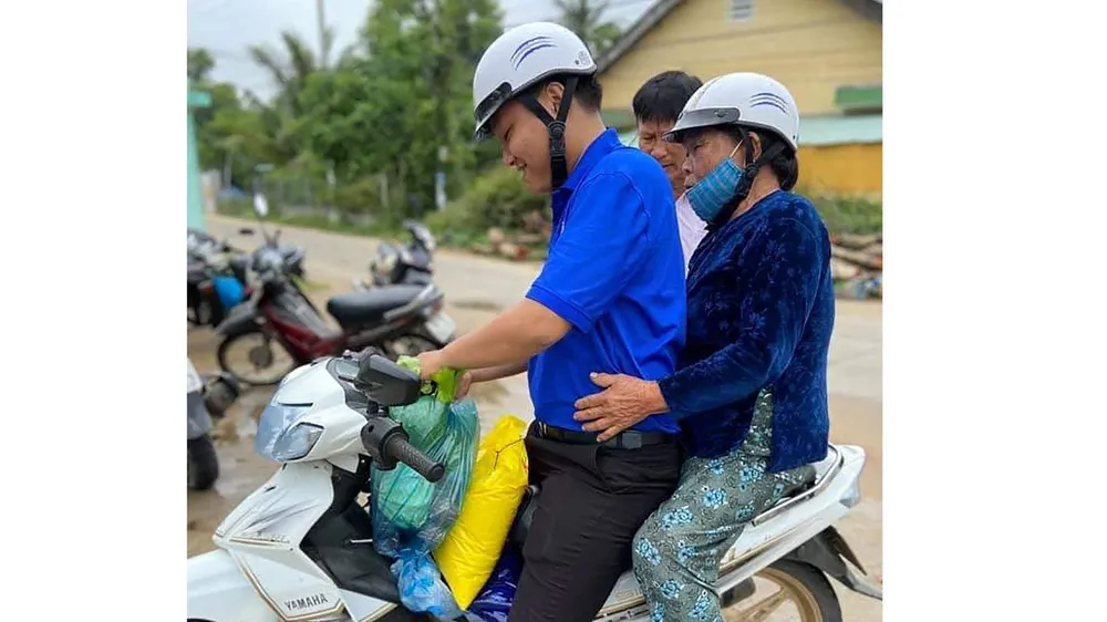 Shipper tình nguyện ảnh 1