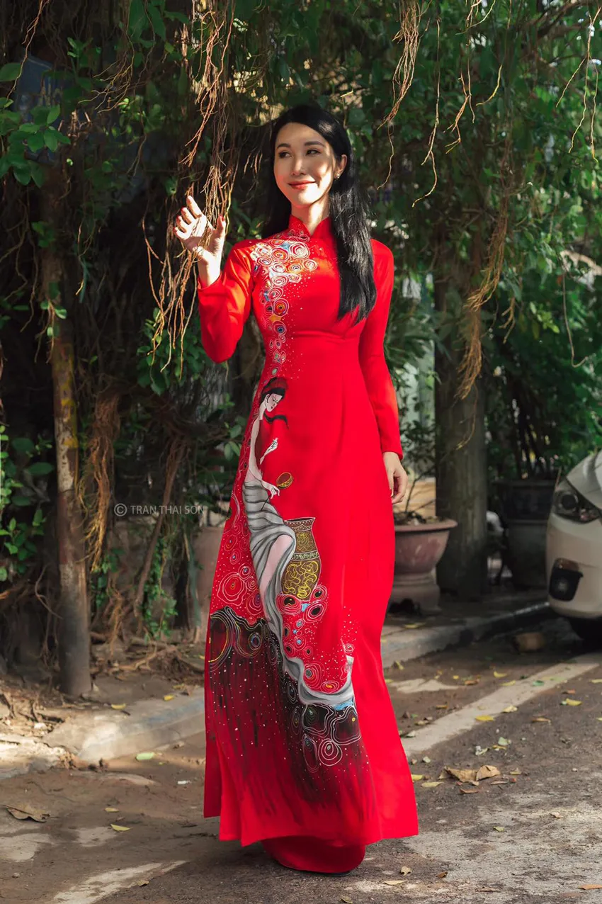 Bộ ảnh của hai thí sinh Hoa hậu Việt Nam là tiếp viên hàng không  ảnh 4 Bộ ảnh của hai thí sinh Hoa hậu Việt Nam là tiếp viên hàng không  ảnh 4