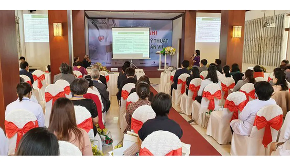 Quang cảnh hội nghị