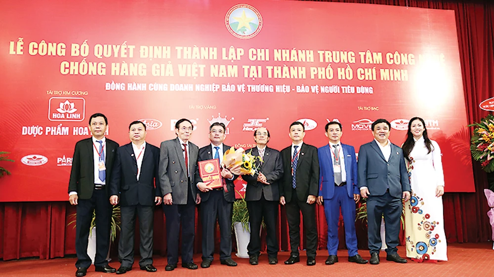 Trung tâm Công nghệ Chống hàng giả Việt Nam mở chi nhánh TPHCM 