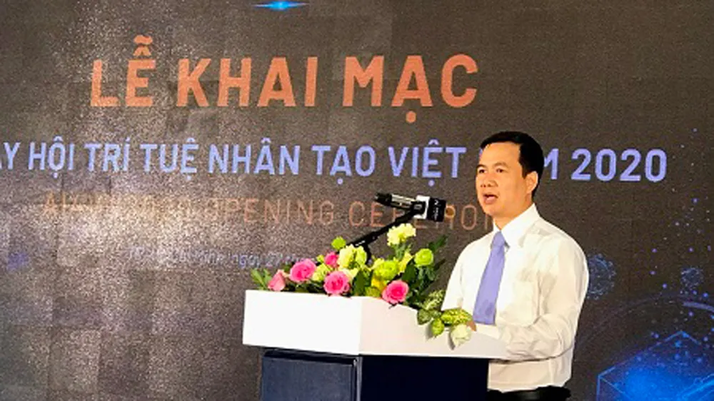 Thứ trưởng Bộ Khoa học và Công nghệ Bùi Thế Duy phát biểu khai mạc AI4VN 2020. Ảnh: VGP