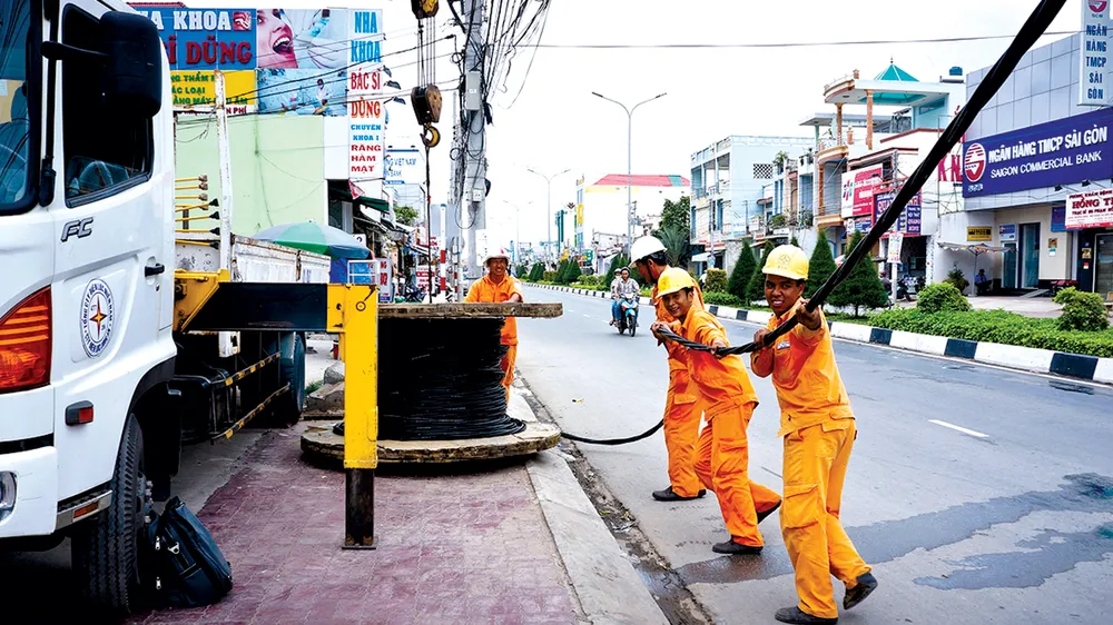 Tổng Công ty Điện lực miền Nam (EVNSPC): Nỗ lực phòng chống dịch tại khu vực biên giới, khu điều trị bệnh nhân Covid-19 ảnh 1 Tổng Công ty Điện lực miền Nam (EVNSPC): Nỗ lực phòng chống dịch tại khu vực biên giới, khu điều trị bệnh nhân Covid-19 ảnh 1