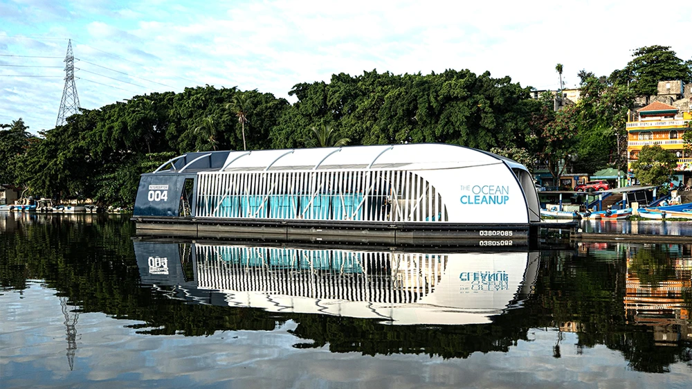 Coca-Cola và The Ocean Cleanup trở thành đối tác toàn cầu