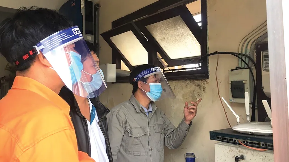 Tổng Công ty Điện lực miền Nam (EVNSPC): Khuyến khích khách hàng sử dụng dịch vụ trực tuyến trong thời gian giãn cách xã hội ảnh 2 Tổng Công ty Điện lực miền Nam (EVNSPC): Khuyến khích khách hàng sử dụng dịch vụ trực tuyến trong thời gian giãn cách xã hội ảnh 2