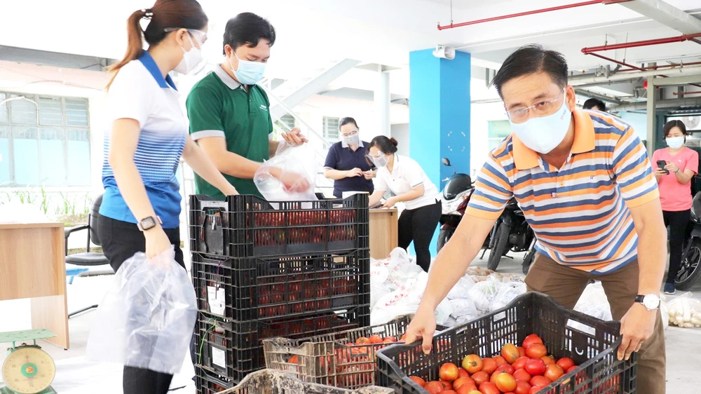 Chăm lo người lao động khó khăn