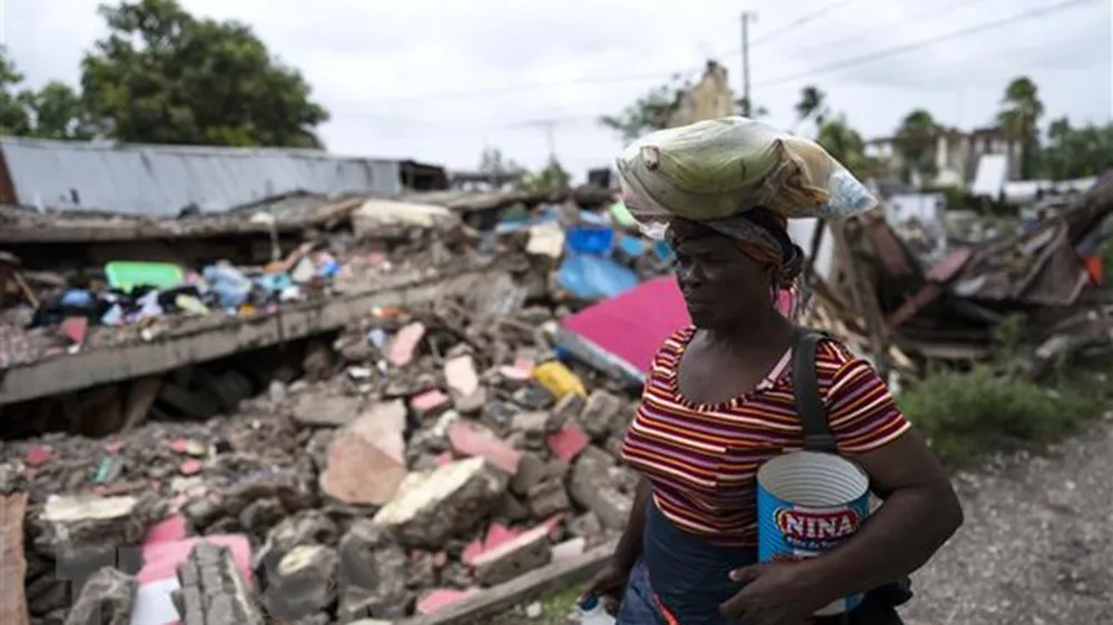 Cảnh đổ nát sau trận động đất tại Les Cayes, Haiti.